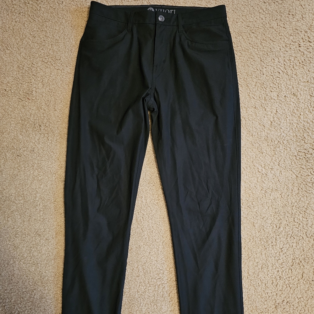 Vuori Athletic Chinos